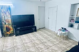 2751 NW 99th St, Miami, FL 33147 - Photo 9