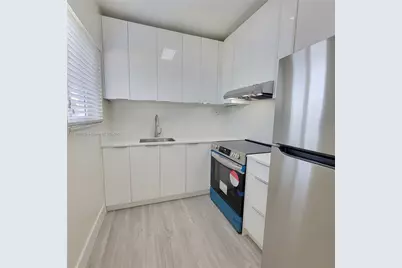2140 Biarritz Dr #4, Miami Beach, FL 33141 - Photo 1