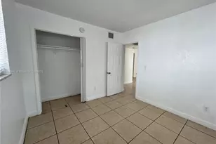 8287 NE Miami Ct, Miami, FL 33138 - Photo 13