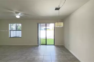 10348 W 33rd Ln, Hialeah, FL 33018 - Photo 15