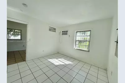 601 NW 90th St #13, El Portal, FL 33150 - Photo 15