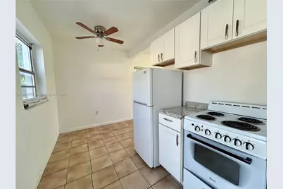 601 NW 90th St #13, El Portal, FL 33150 - Photo 3