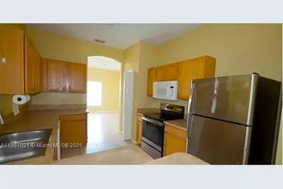 8720 97th Ave #None, Vero Beach, FL 32967 - Photo 7