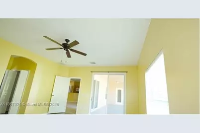8720 97th Ave #None, Vero Beach, FL 32967 - Photo 17