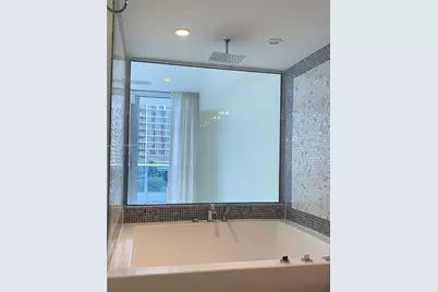 200 Biscayne Boulevard Way #304, Miami, FL 33131 - Photo 23