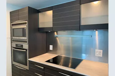 200 Biscayne Boulevard Way #304, Miami, FL 33131 - Photo 17