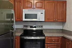 501 SW 1st St, Miami, FL 33130 - Photo 9