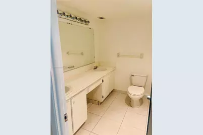 950 NE 199th St #1A 101, Miami, FL 33179 - Photo 7