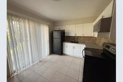 237 W Blue Heron Blvd #1, Riviera Beach, FL 33404 - Photo 5