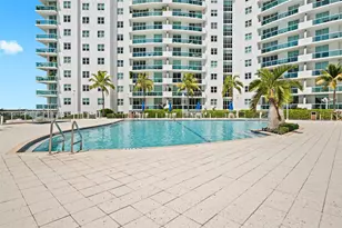 7900 Harbor Island Dr, North Bay Village, FL 33141 - Photo 27