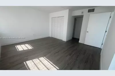 1780 NE 191st St #811-2, Miami, FL 33179 - Photo 9