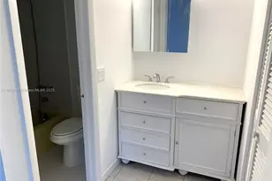 250 180th Dr, Sunny Isles Beach, FL 33160 - Photo 13