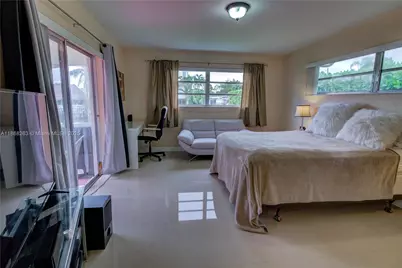 1210 NE 83rd St, Miami, FL 33138 - Photo 15
