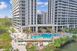 16385 Biscayne Blvd, North Miami Beach, FL 33160 - Photo 19