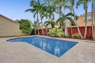 725 NW 156th Ave, Pembroke Pines, FL 33028 - Photo 1