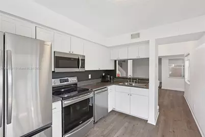 3239 NW 44th St #6, Oakland Park, FL 33309 - Photo 17