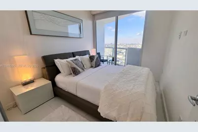 6365 Collins Ave #3010, Miami Beach, FL 33141 - Photo 7