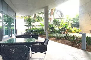 68 SE 6th St, Miami, FL 33131 - Photo 39
