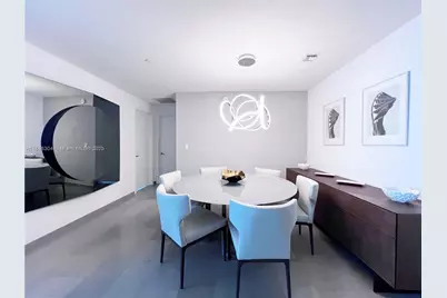 68 SE 6th St #1003, Miami, FL 33131 - Photo 5