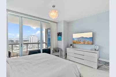6899 Collins Ave #1010, Miami Beach, FL 33141 - Photo 15