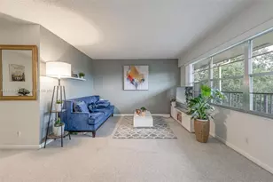 13255 SW 7th Ct, Pembroke Pines, FL 33027 - Photo 7