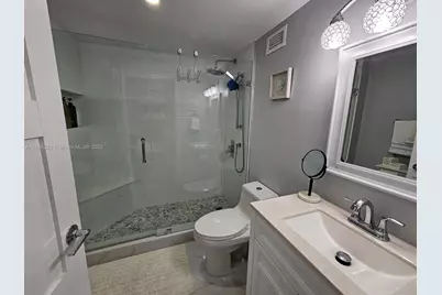 2501 S Ocean Dr #418 (Ave. April 10 2026, Hollywood, FL 33019 - Photo 17