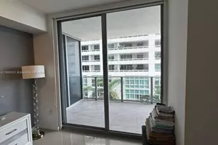 488 NE 18th St, Miami, FL 33132 - Photo 13