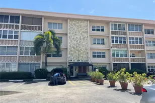 410 SE 2nd St, Hallandale Beach, FL 33009 - Photo 21