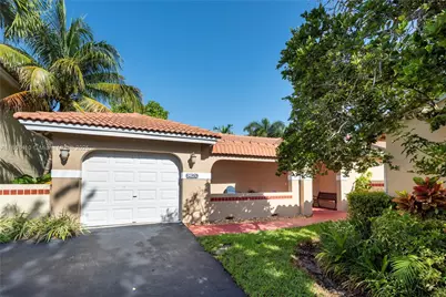 1426 Seagrape Cir, Weston, FL 33326 - Photo 3