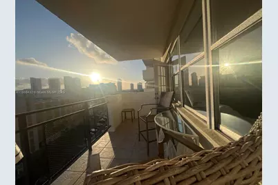 401 Golden Isles Dr #916, Hallandale Beach, FL 33009 - Photo 11