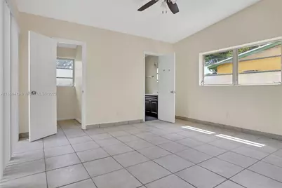650 NE 178 St, Miami, FL 33162 - Photo 21