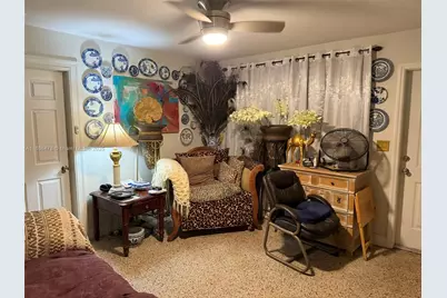 5216 NE 3rd Ave, Oakland Park, FL 33334 - Photo 11