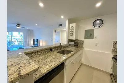 3545 NE 167th St #505, North Miami Beach, FL 33160 - Photo 5