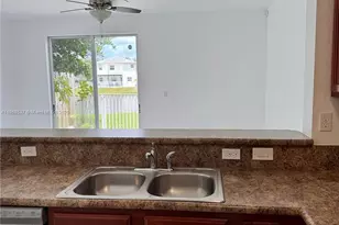 2853 SE 1st Dr, Homestead, FL 33033 - Photo 7