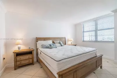 5701 Collins Ave #405, Miami Beach, FL 33140 - Photo 5