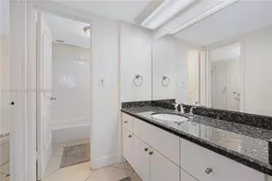 5701 Collins Ave, Miami Beach, FL 33140 - Photo 9