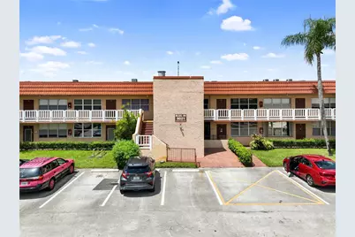 9021 Sunrise Lakes Blvd #211, Sunrise, FL 33322 - Photo 1