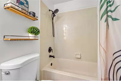 7068 Woodmont Ave, Tamarac, FL 33321 - Photo 25