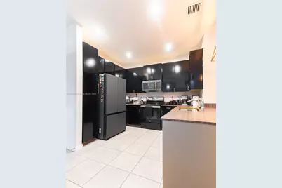 10807 SW 232nd Ter, Homestead, FL 33032 - Photo 7