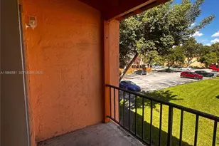 7231 Miami Lakes Dr, Miami Lakes, FL 33014 - Photo 17