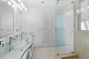 100 Lincoln Rd, Miami Beach, FL 33139 - Photo 19
