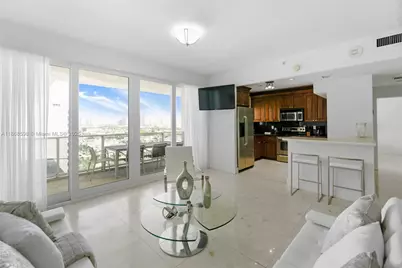 100 Lincoln Rd #PH14, Miami Beach, FL 33139 - Photo 5