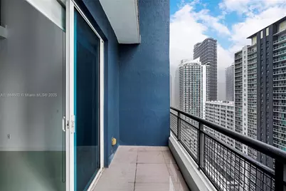 60 SW 13th St #2420, Miami, FL 33130 - Photo 21