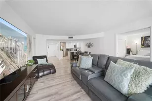 2401 S Ocean Dr, Hollywood, FL 33019 - Photo 13