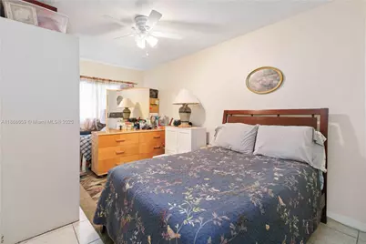 11 NE 204th St #1, Miami Gardens, FL 33179 - Photo 15