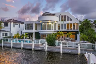 1319 Seminole Dr, Fort Lauderdale, FL 33304 - Photo 1