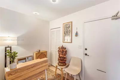 1385 SW 22nd St #201, Miami, FL 33145 - Photo 3