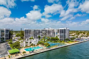 1000 Parkview Dr, Hallandale Beach, FL 33009 - Photo 31