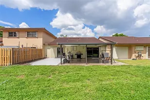 6646 NW 175th Terrace, Hialeah, FL 33015 - Photo 23