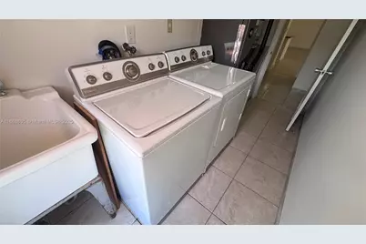 2841 NW 10th Ave, Wilton Manors, FL 33311 - Photo 27